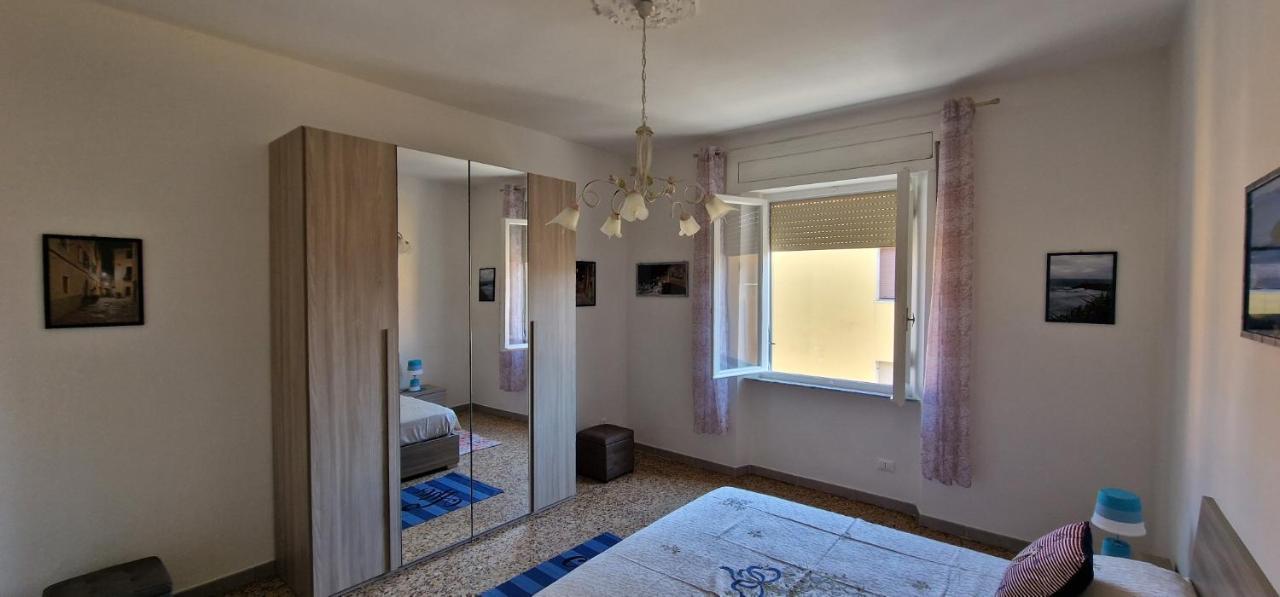 Casa Ilanfra - Appartamenti Gabbiano, Farfalla E Stella Marina Piombino Exterior photo